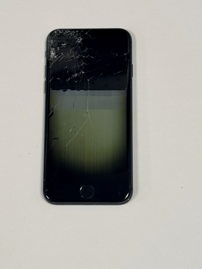 iPhone 8 256Gbひび割れあり Apple iPhone 8 ブラック 画面ひび割れあり iPhone Apple ブラック
